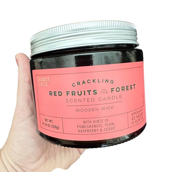 x1 NEW Trader Joe’s Limited Edition Crackling Red Fruits in the Forest Candle - Picture 1 of 3